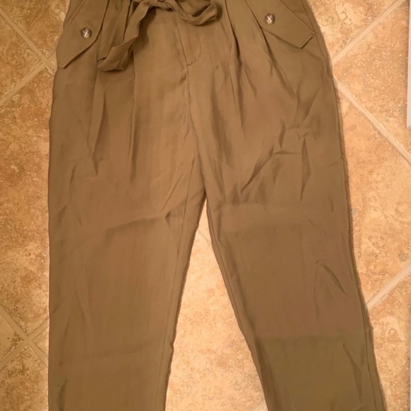 H&M Pants🌴 - Picture 2 of 4